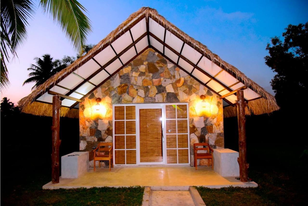 Coco Village Hotel Chilaw Bangadeniya Buitenkant foto