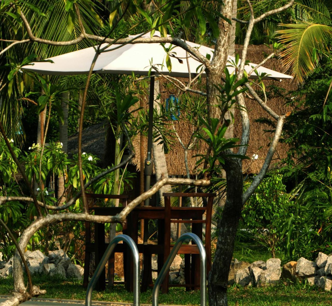 Coco Village Hotel Chilaw Bangadeniya Buitenkant foto