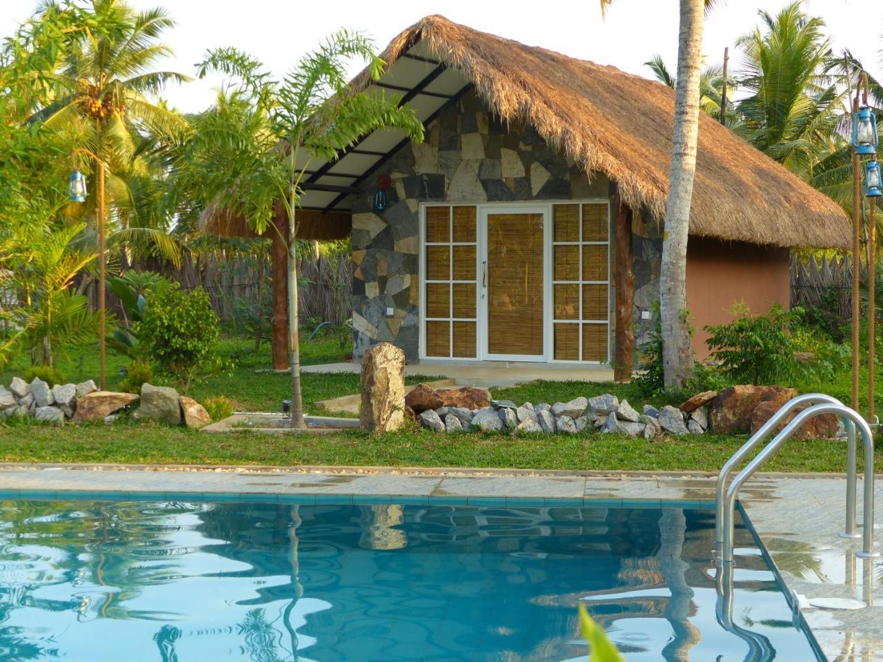 Coco Village Hotel Chilaw Bangadeniya Buitenkant foto